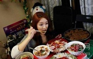 娱乐吃瓜酱外婆养大的羊羊视频,现实版外婆养大的女孩，温暖故事感动网友  第2张