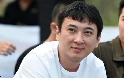 娱乐圈第一人吃瓜,揭秘明星背后的秘密与真相  第1张