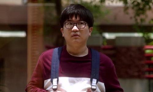 娱乐圈吃瓜背景图女男生,揭秘明星情侣的甜蜜与纠葛  第3张