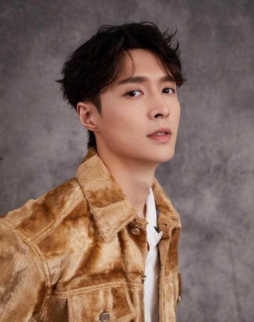 吃瓜娱乐张艺兴完整版,揭秘明星幕后生活  第3张