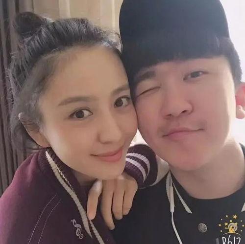 娱乐圈吃瓜闺蜜有哪些,娱乐圈“吃瓜闺蜜”背后的秘密与友谊真相 第2张 娱乐圈吃瓜闺蜜有哪些,娱乐圈“吃瓜闺蜜”背后的秘密与友谊真相 第2张