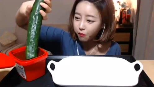 娱乐吃瓜酱美女视频网站,揭秘美女视频网站背后的精彩故事 第2张 娱乐吃瓜酱美女视频网站,揭秘美女视频网站背后的精彩故事 第2张