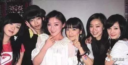 闺蜜进了娱乐圈吃瓜视频,娱乐圈吃瓜视频揭秘幕后故事  第2张