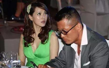 娱乐圈吃瓜三个孩子,成长故事与星途展望 第2张 娱乐圈吃瓜三个孩子,成长故事与星途展望 第2张