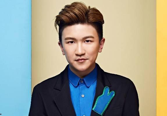 娱乐圈吃瓜男歌手名单,揭秘那些被隐藏的八卦故事  第3张