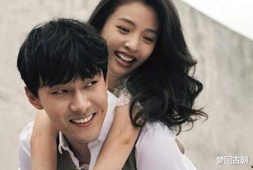 娱乐圈吃瓜大合集谁写的,揭秘“吃瓜大合集”背后的故事 第2张 娱乐圈吃瓜大合集谁写的,揭秘“吃瓜大合集”背后的故事 第2张