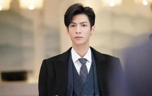 吃瓜娱乐圈 罗云熙是谁,娱乐圈新晋实力派演员的崛起之路 第1张 吃瓜娱乐圈 罗云熙是谁,娱乐圈新晋实力派演员的崛起之路 第1张