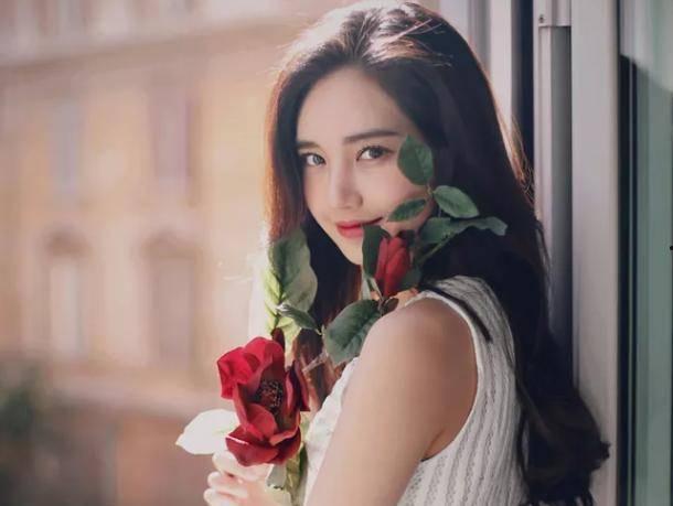 可以吃瓜的娱乐圈文女主,娱乐圈的甜蜜复仇记  第3张