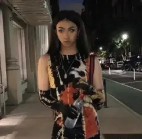 娱乐八卦吃瓜头像图片,吃瓜群众眼中的明星幕后故事  第1张